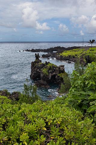 005 Maui, Road to Hana, Wai'anapanapa SP.jpg